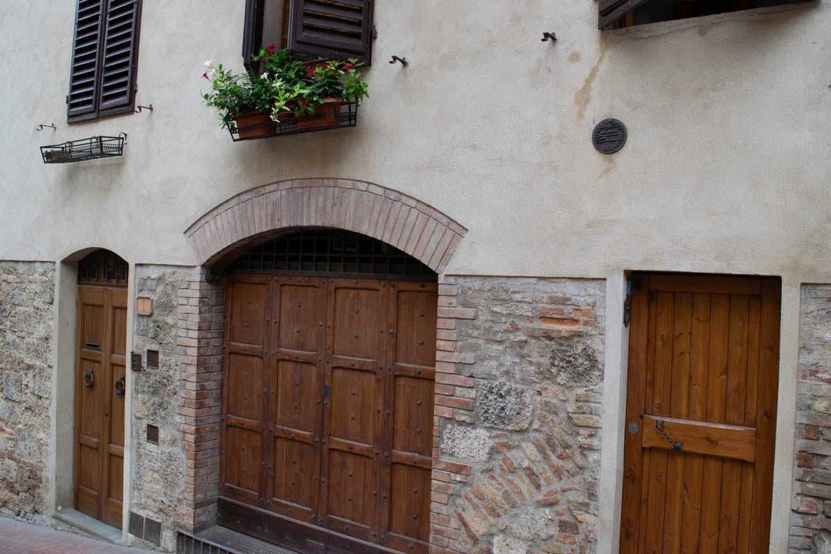 Stylish Facade in San Gimignano
